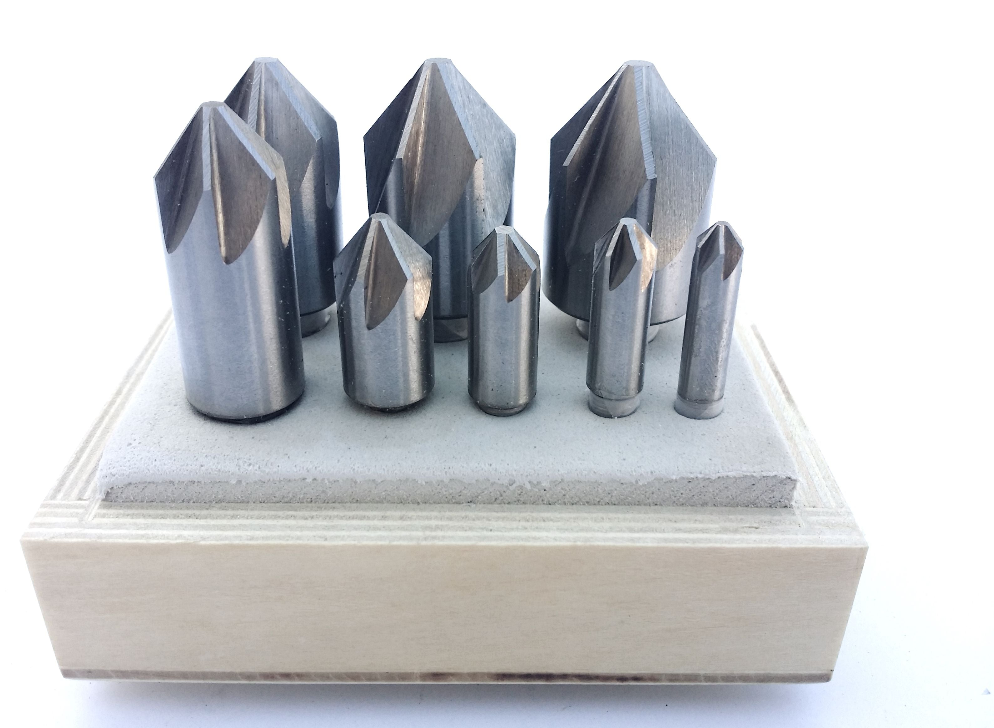 1/4-1" 8 PIECE 82 DEGREE 6 FLUTE HIGH SPEED STEEL COUNTERSINK SET (2001-3001)
