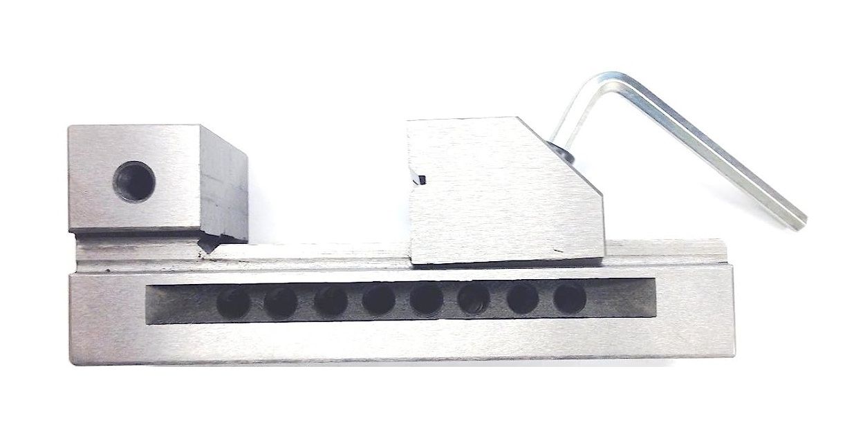 3" PARALLEL SCREWLESS VISE WITH SLOT (3900-0024)