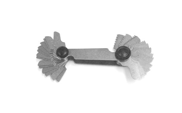 28 PIECE 0.25-2.5MM 60 DEGREE SCREW PITCH GAGE (4901-0028)