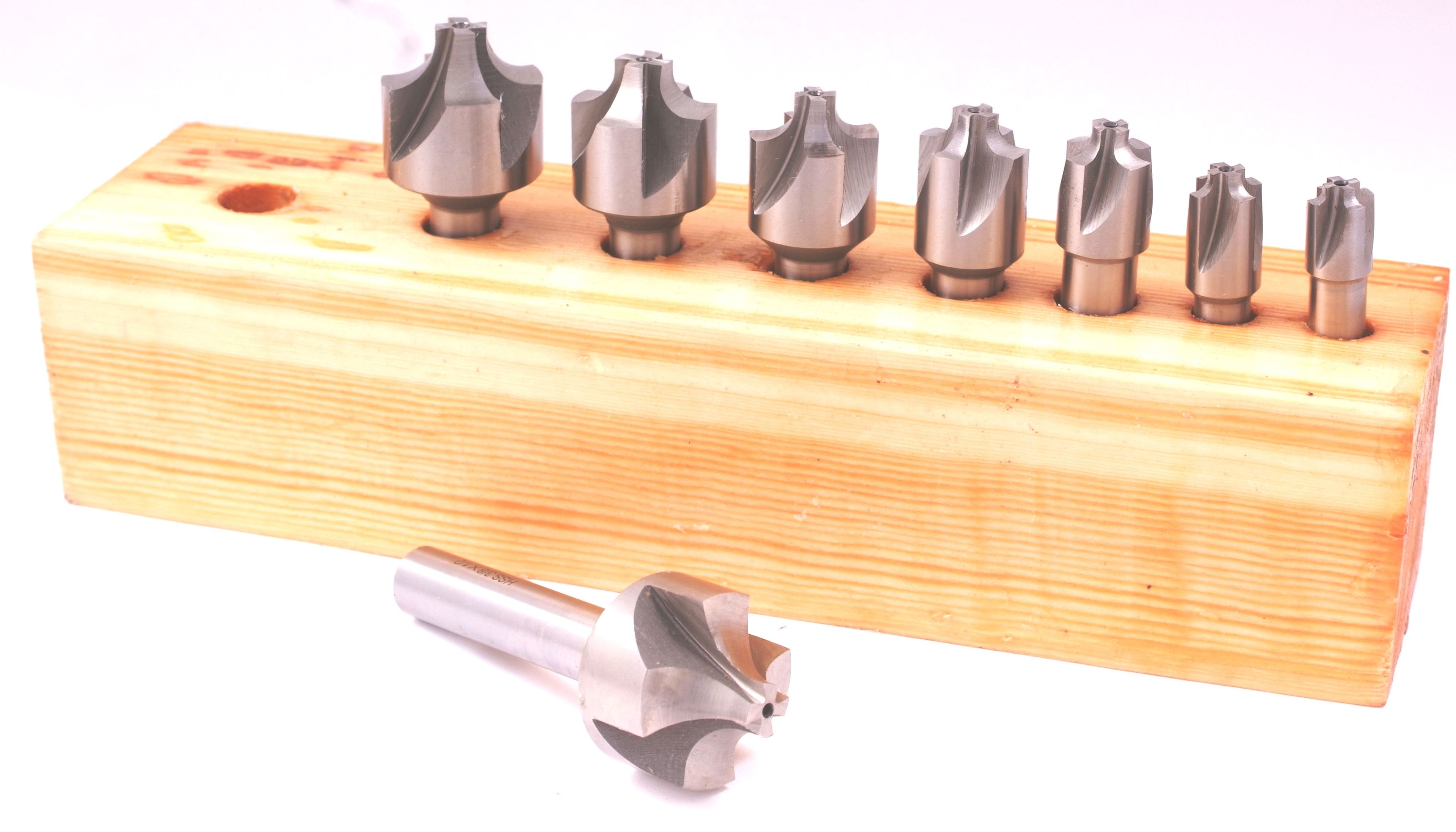 8 PIECE 1/16~3/8" HSS CORNER ROUNDING END MILL SET (5800-4195)